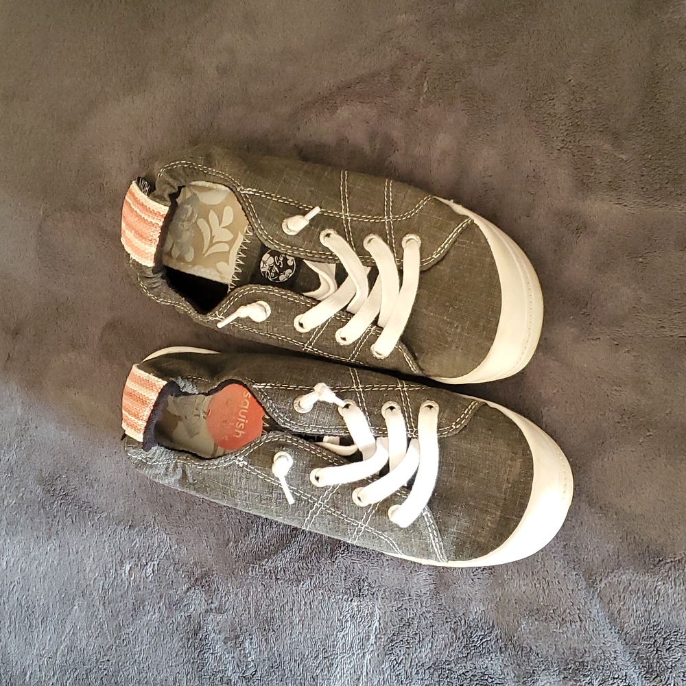 Slip On Sneakers
